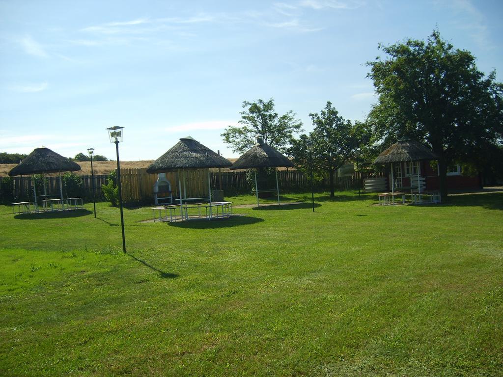 Hotel Am Gothensee Херингсдорф Екстериор снимка