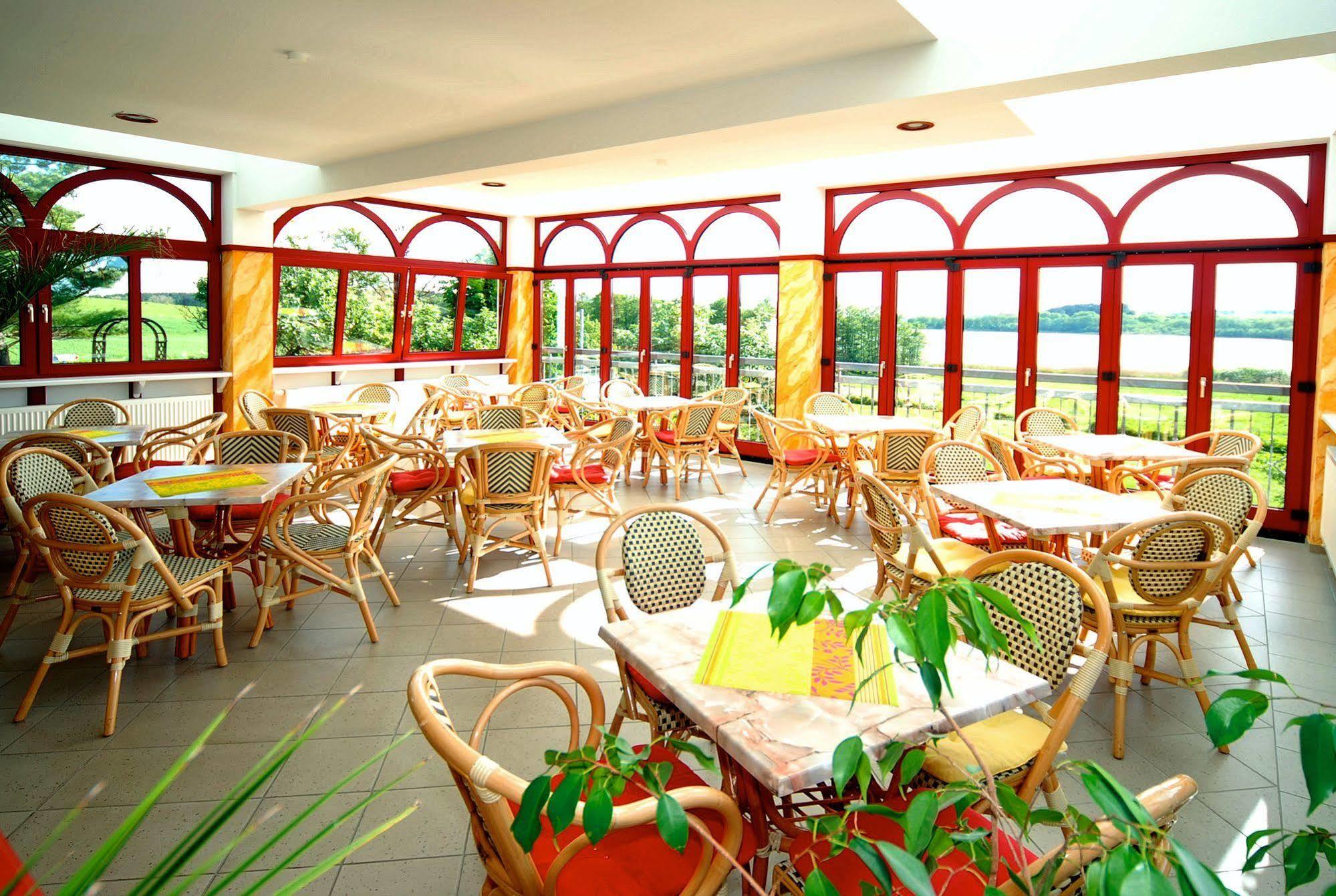 Hotel Am Gothensee Херингсдорф Екстериор снимка